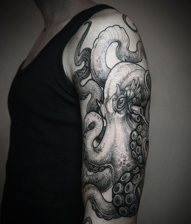 亮爆眼球的八爪鱼纹身