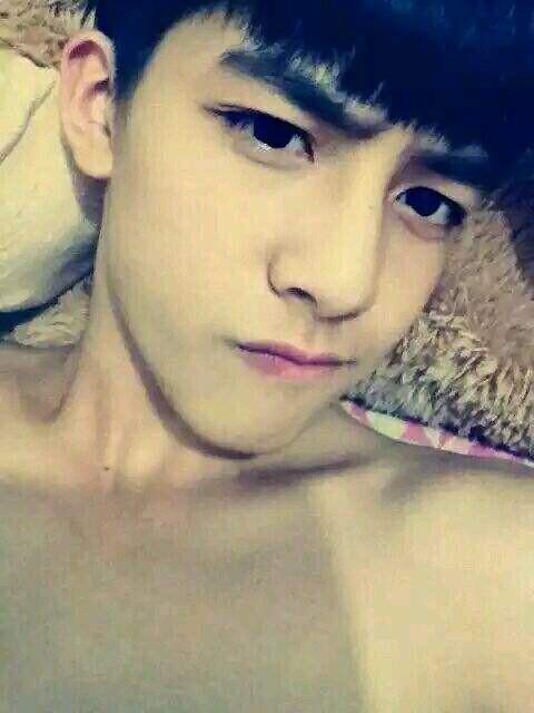 宋威龙荀紫颖分手截图 他在快手黑历史曝光