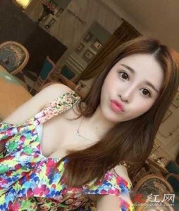 ​优衣库女主角余艺视频截图怎么回事两个人根本就不是男友朋友