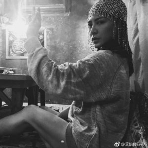 ​艾怡良是拉拉吗艾怡良个人资料身高