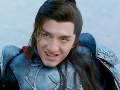 ​《楚乔传》的赵西风，《倾城时光》里的厉总，网友：终于放下屠刀