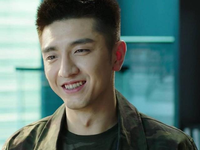 《楚乔传》的赵西风,《倾城时光》里的厉总,网友:终于放下屠刀