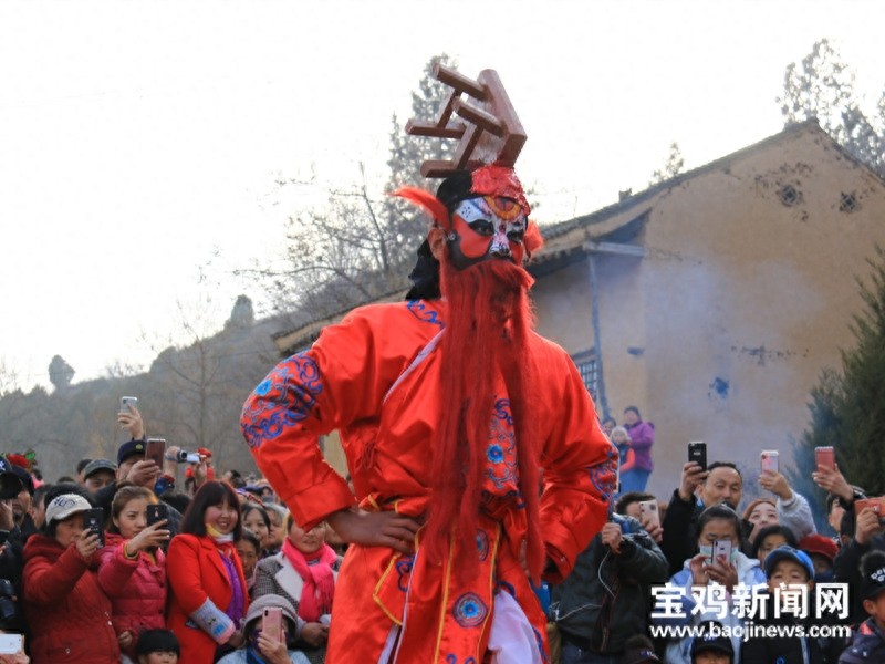 胆小勿进!组图揭秘陇县“血社火”