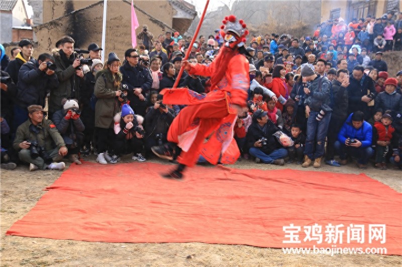 胆小勿进!组图揭秘陇县“血社火”