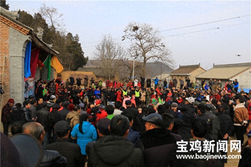 胆小勿进!组图揭秘陇县“血社火”