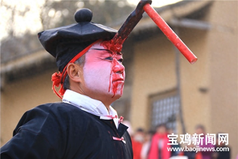 胆小勿进!组图揭秘陇县“血社火”