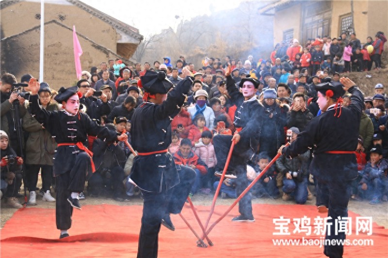 胆小勿进!组图揭秘陇县“血社火”