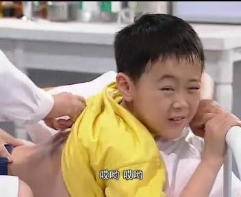 武林外传莫小贝邱小冬抓贼（他是武林外传莫小贝同学邱小冬）(4)