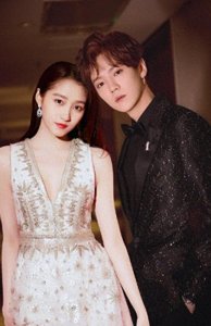 ​明星情感猜想：关晓彤和鹿晗分手的真正原因？