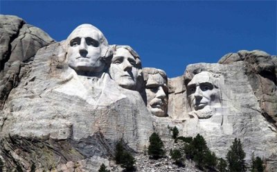 ​总统山雕塑的4位美国总统都有谁？后任总统怎么才能上总统山？