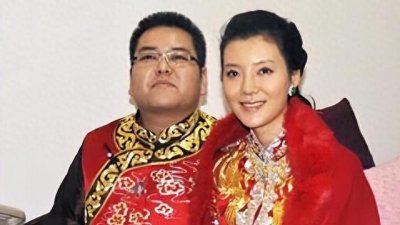 ​与煤老板离婚12年的车晓，小女孩姿态依旧，活成网友最羡慕的样子