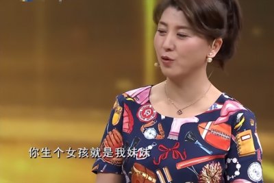 ​闫学晶：和前夫离婚11年，二婚45岁生下女儿，子女的话让她欣慰
