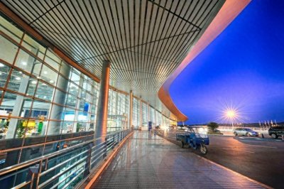 ​《机场探秘：T1、T2、T3，你的航站楼指南！》