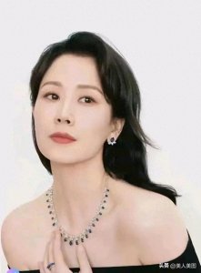 短发美女、潇洒干练的海清