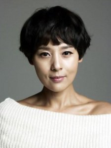 ​韩国知名影星全美善，选择放弃生命，又一位实力演员离开了