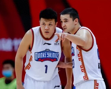 ​王梓旭：具备出色的身体素质和技术能力，投篮和篮板能力非常出众