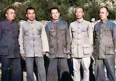 ​四大野战军之最：东野最壮，西野最苦，华野最早露头，中野最曲折