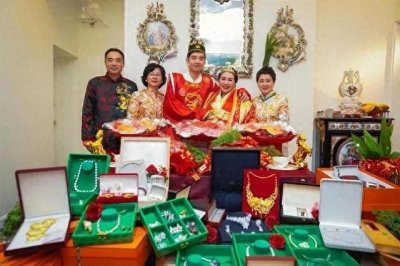 ​《赌王女儿未婚先孕，花14亿嫁东北小伙：五年后的现状如何？》