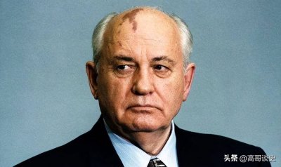 ​回顾1991年“八一九”事件，紧急状态委员会为什么脆败于叶利钦？