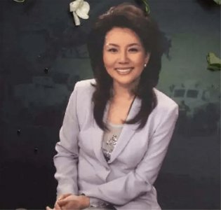 ​2009年，“央视名嘴”方静因深陷“间谍门”隐退，44岁在台湾离世