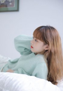 ​床上美女妩媚风情性感诱惑写真