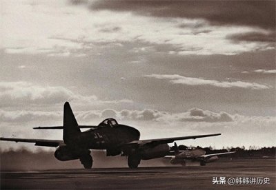 ​1944年7月从朱万库尔机场起飞的两架Me262战斗机事件分析