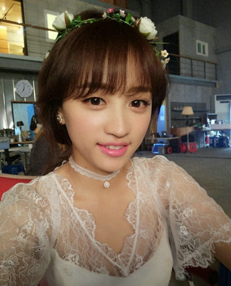 绝色美女黄婷婷大眼迷人