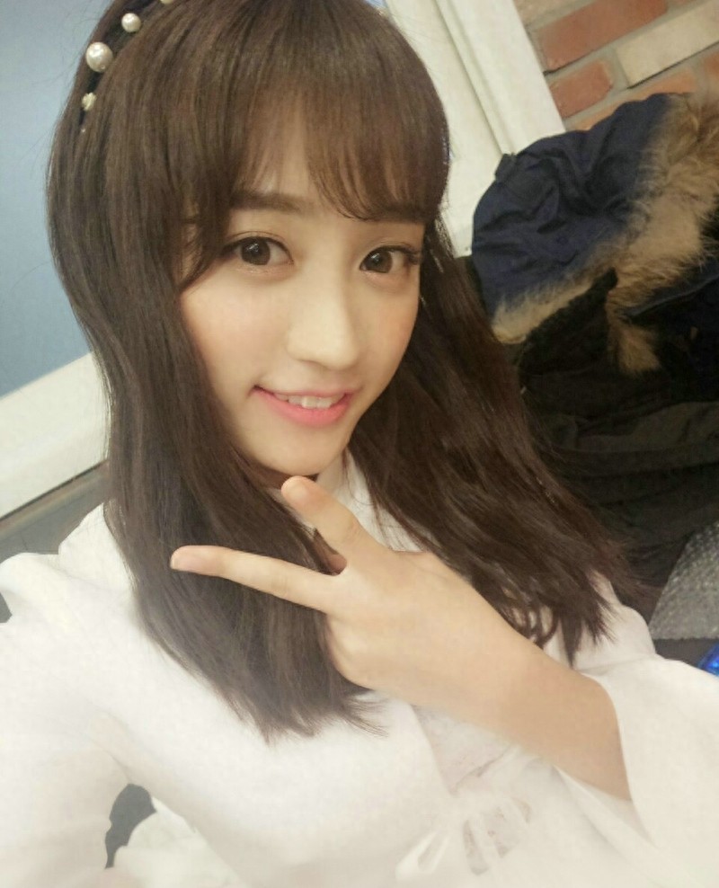 绝色美女黄婷婷大眼迷人