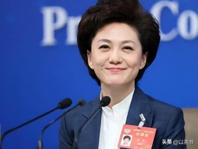 ​52岁海霞近况：身穿红色裙子光彩照人，转至幕后如今有了新的身份