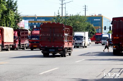 ​新规落地已经3个月，新仓栅车为啥没动静？老车滞销新车难登场