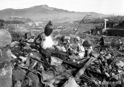 ​重温长崎原子弹爆炸，善恶到头终有报