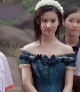 ​刘亦菲最新一组旧照流出，看一次醉一次，这颜值令多少男人疯狂！