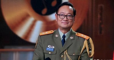 ​香港回归时，让英军“下岗”的交接指挥官谭善爱，转业后过得如何