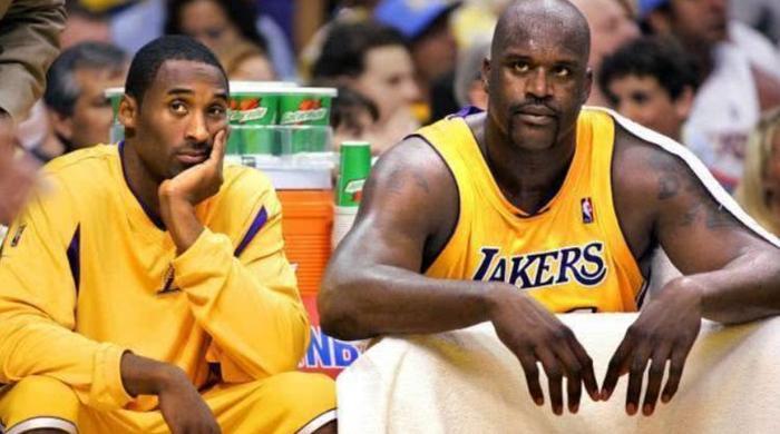 47岁奥尼尔又恋爱，新任女友身高1米6，网友：又是黑白配