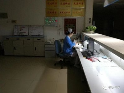 ​过节了，送给护士姐妹们三件礼物