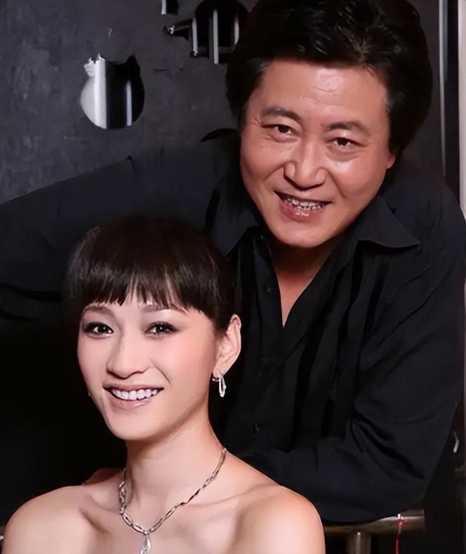 李小冉生宝宝了吗（李小冉嫁给男闺蜜真的幸福吗）