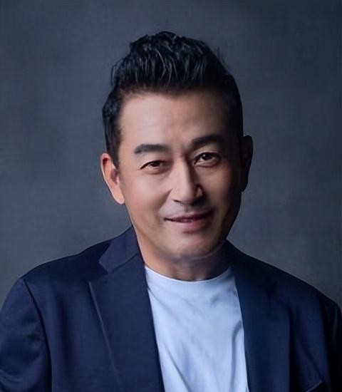 王志飞老婆李健照片(王志飞前妻李健照片）