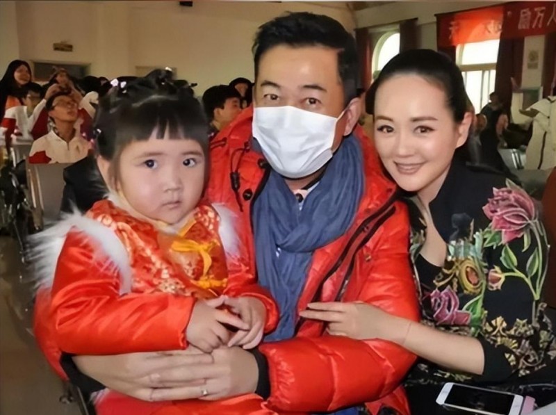 王志飞老婆李健照片(王志飞前妻李健照片）