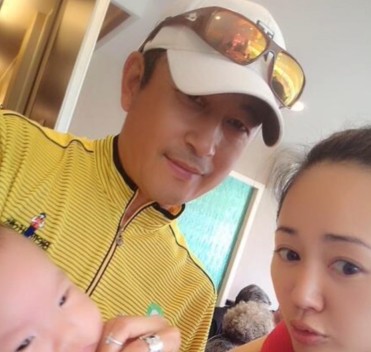 王志飞老婆李健照片(王志飞前妻李健照片）