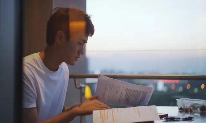 杨玏个人资料简介（杨玏男明星爸爸是谁）-