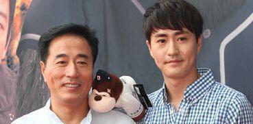 杨玏个人资料简介（杨玏男明星爸爸是谁）-