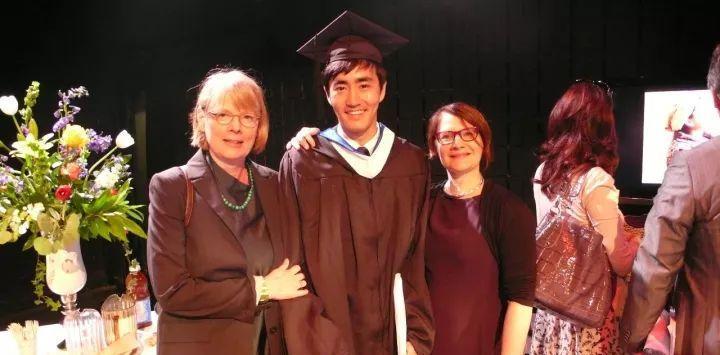 杨玏个人资料简介（杨玏男明星爸爸是谁）-