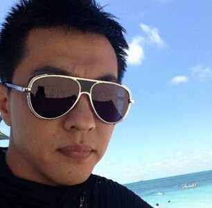 ​央视才俊顾国宁，46岁早逝令人唏嘘，一生精彩永存心间