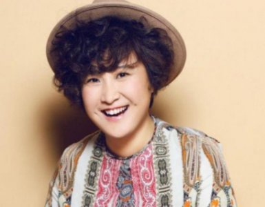 ​贾玲和姜昆是什么关系 贾玲曾调侃说姜昆是自己的亲爹