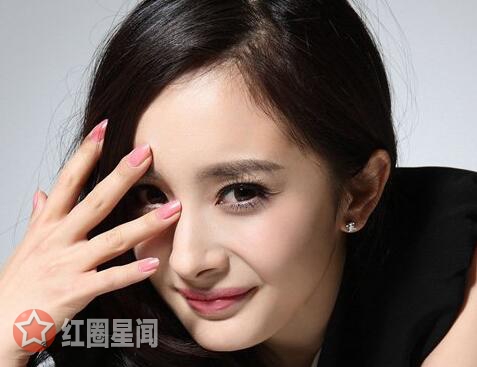 杨幂的父亲是干什么的很有钱吗 揭杨幂家境如何怎么做明星的