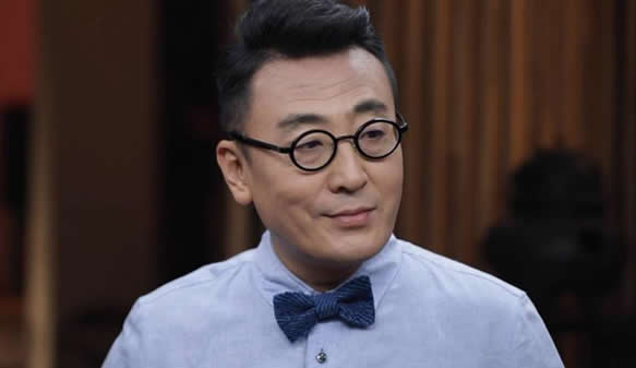 窦文涛老婆是谁 窦文涛交过好几个女朋友