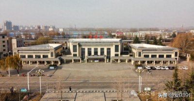 ​济源火车站和济源高铁东站