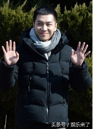 男星平头发型大比拼：哪款才是你的最爱