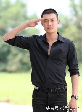 男星平头发型大比拼：哪款才是你的最爱