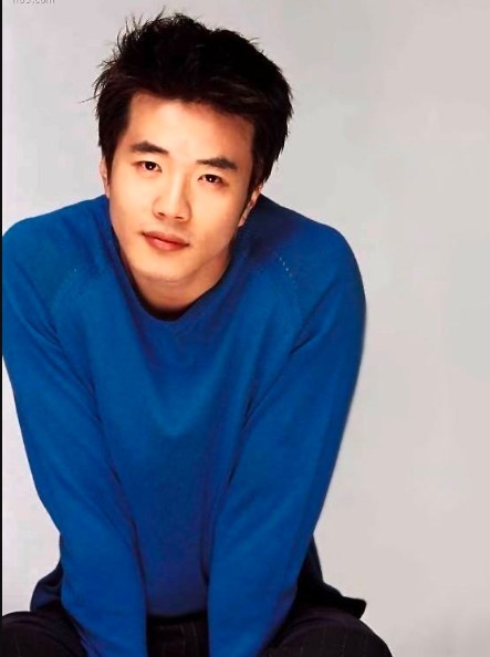 权相宇：韩国最佳身材男星，曾主演收视最高的韩剧《天国的阶梯》